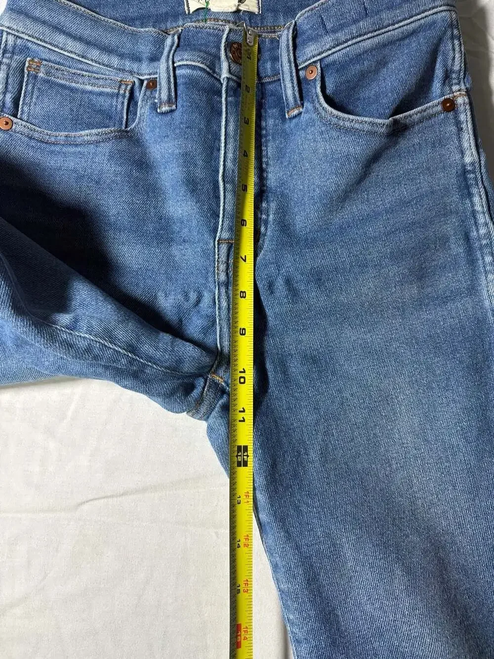 Madewell Stovepipe High-Rise Straight-Leg Jeans in Medium Blue Wash Size 25